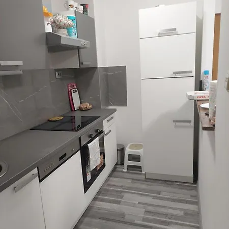 Apartma
